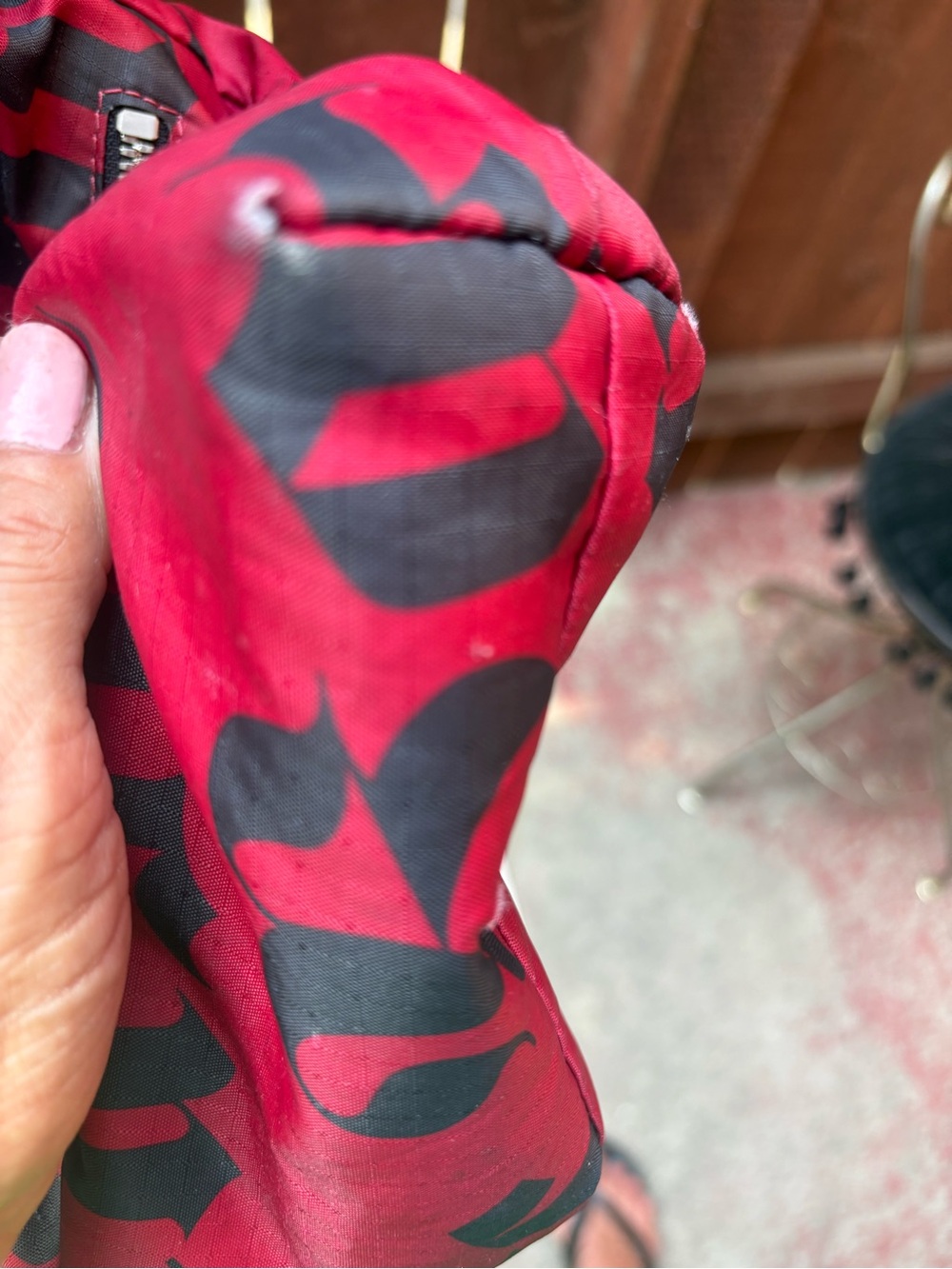 Vtg 2000s L.A.M.B. x LeSportsac Red Old English Print Crossbody Bag Gwen Stefani - Picture 15 of 16